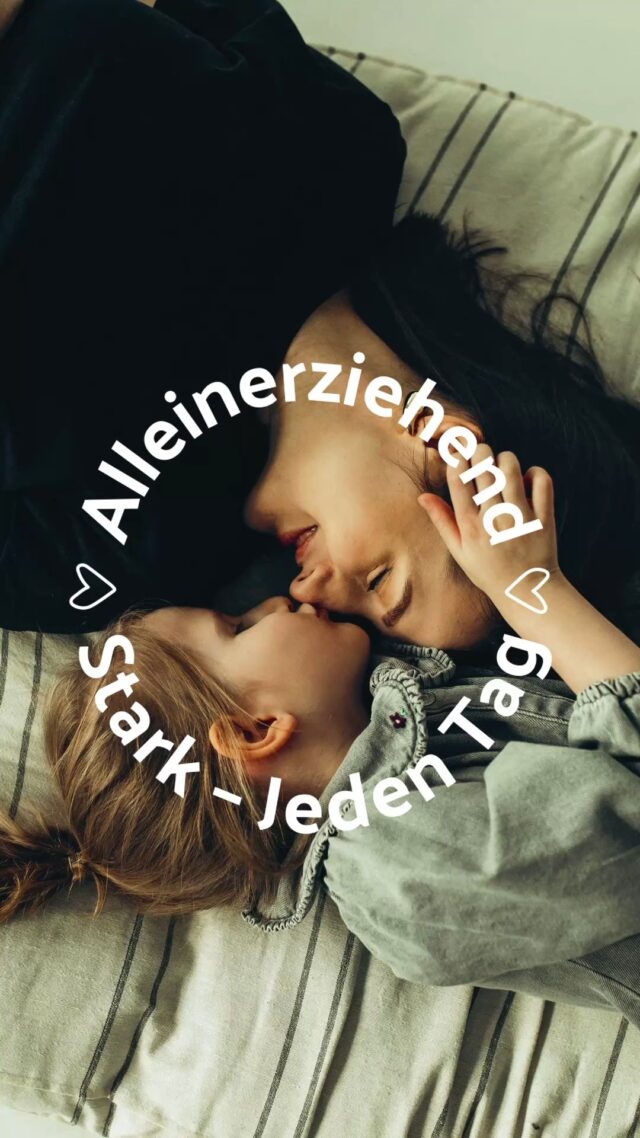 Alleinerziehende leisten jeden Tag Großes. 💛
Doch steigende Lebenshaltungskosten machen den Alltag für viele Familien zur Herausforderung.
Ihre Spende ermöglicht MPREIS-Lebensmittelgutscheine für Ein-Eltern-Familien und entlastet dort, wo sie am dringendsten gebraucht werden.
Weil Alltag kein Luxus sein darf!
🛒 Jetzt Spenden unter:
tir.mein-roteskreuz.at/alleinerziehend
Eine Aktion von:
@roteskreuztirol 
Netzwerk Gesund ins Leben 
@alleinerziehendtirol 
#spendenaktion #gemeinsamhelfen #alleinerziehend #solidarität